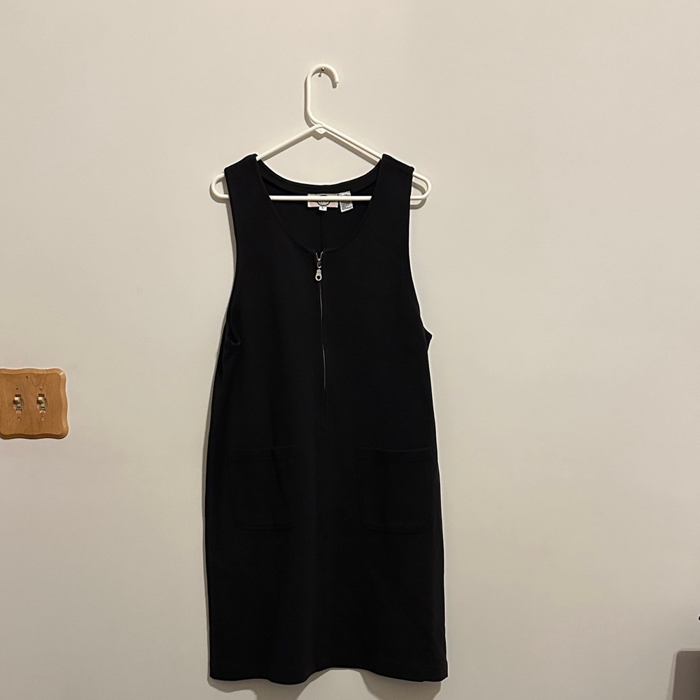 Vintage J. Jill Black Sleeveless  Dress pockets on front